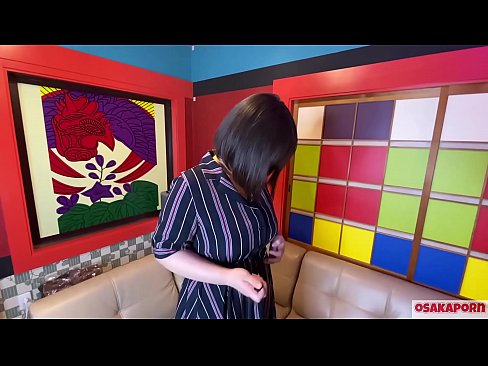 ❤️ Japanese cutie met groot tiete masturbeer met seksspeelgoed en kry 'n orgasme. Sy praat in 'n onderhoud oor haar fokken ervaring. Groot tiete en harige poes wat hard kreun. Osakaporn Russiese pornografie by porn af.xxxgr.ru ❌